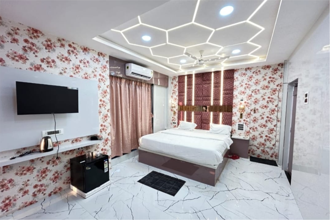 Luxury Room with Sea View